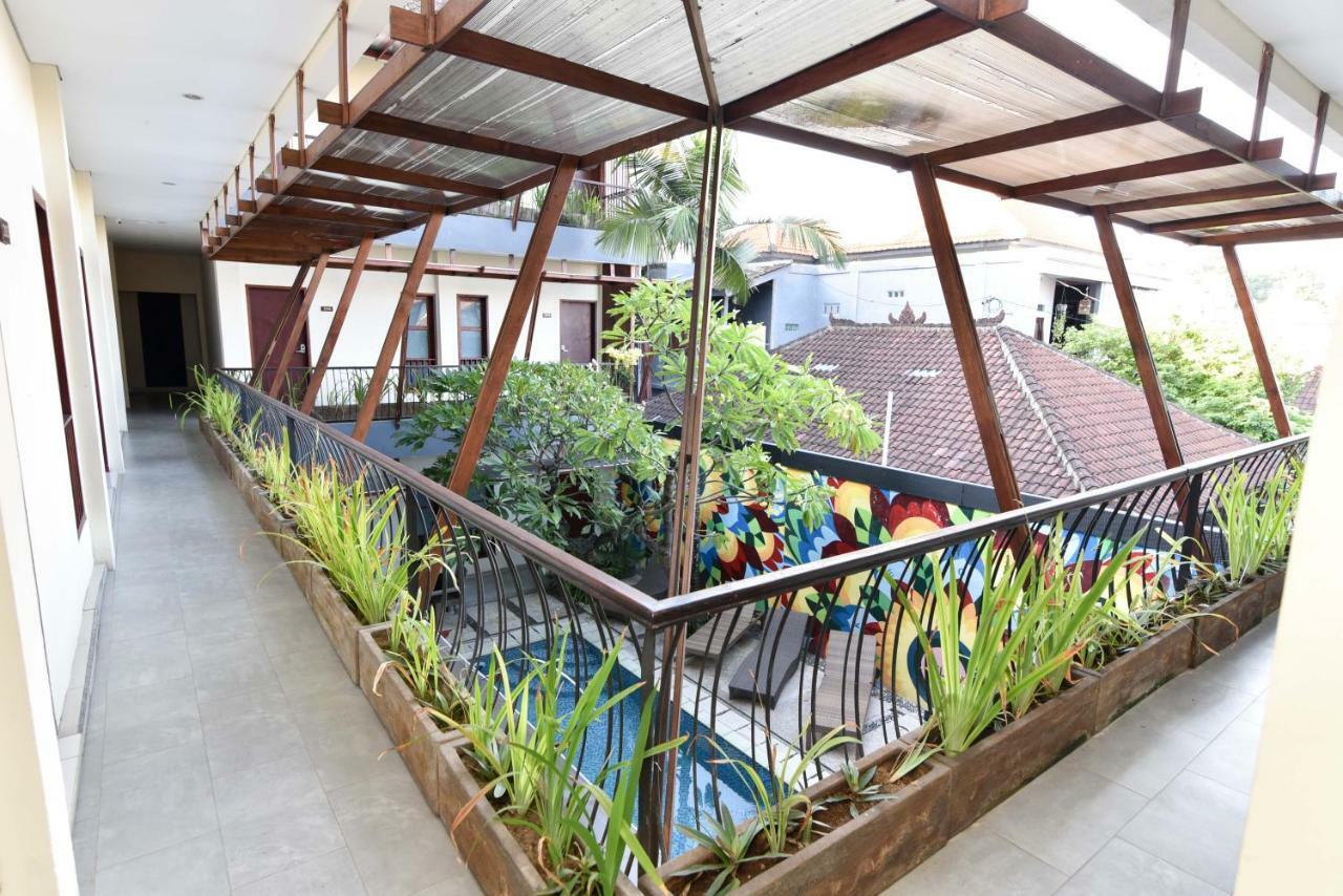 Reddoorz Near Legian Street Ξενοδοχείο Kuta Lombok Εξωτερικό φωτογραφία